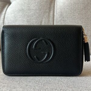 Gucci Small Leatner Soho Disco around Wallet Black